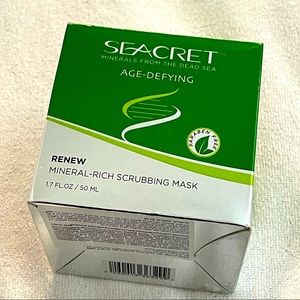 Seacret Age Defying Renew Mineral Rich Scrub Mask